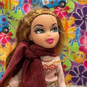 MGA Bratz Doll Meygan Wintertime wonderland Dressed Lot 15